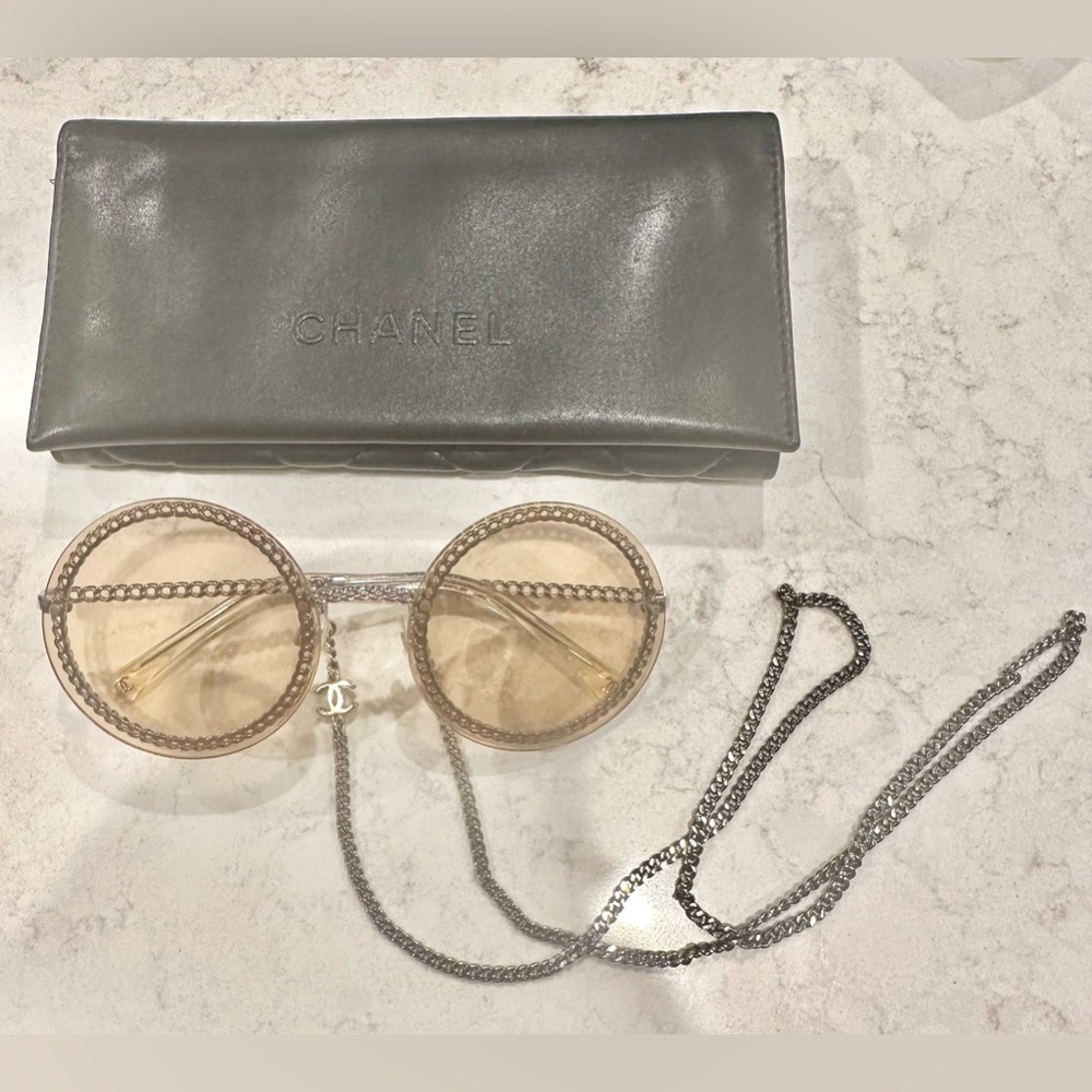Chanel Gradient Round Chain Sunglasses